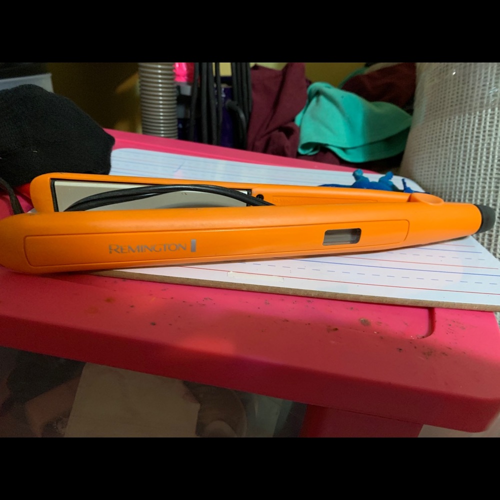 Remington straightener